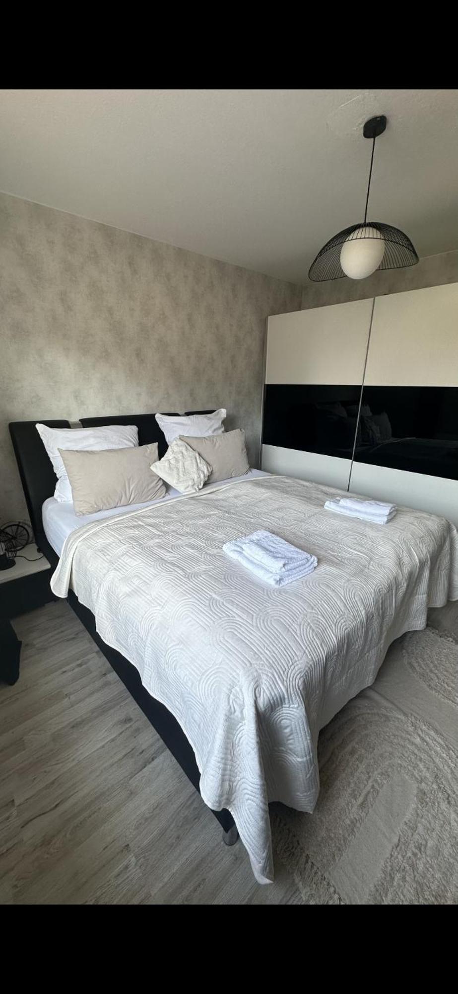Fewo Am Deich 1 Zentral Mit Stadtblick Und Kontaktloser Check In Bremerhaven Exterior foto